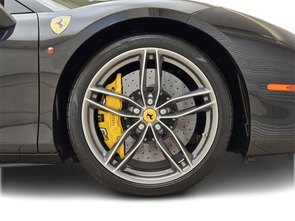 Ferrari 488 Spider NOLEGGIO LUNGO TERMINE - LEASING FULL INCLUSIVE