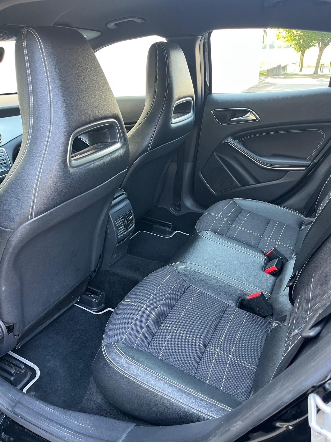 Mercedes-benz GLA 200 CDI Sport