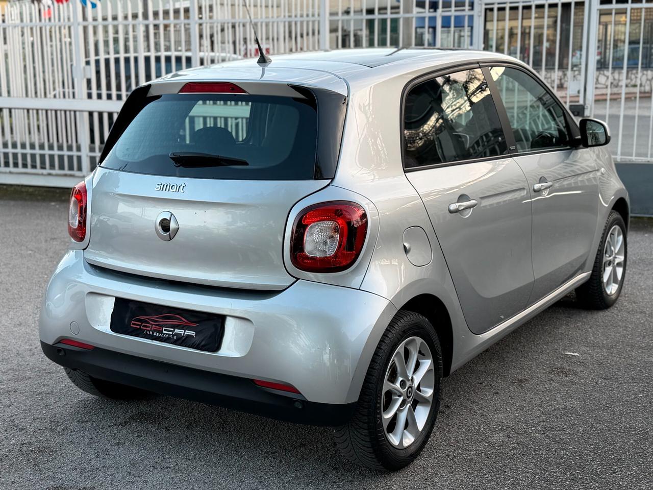 Smart ForFour 70 1.0 twinamic Passion 2019 NAVI
