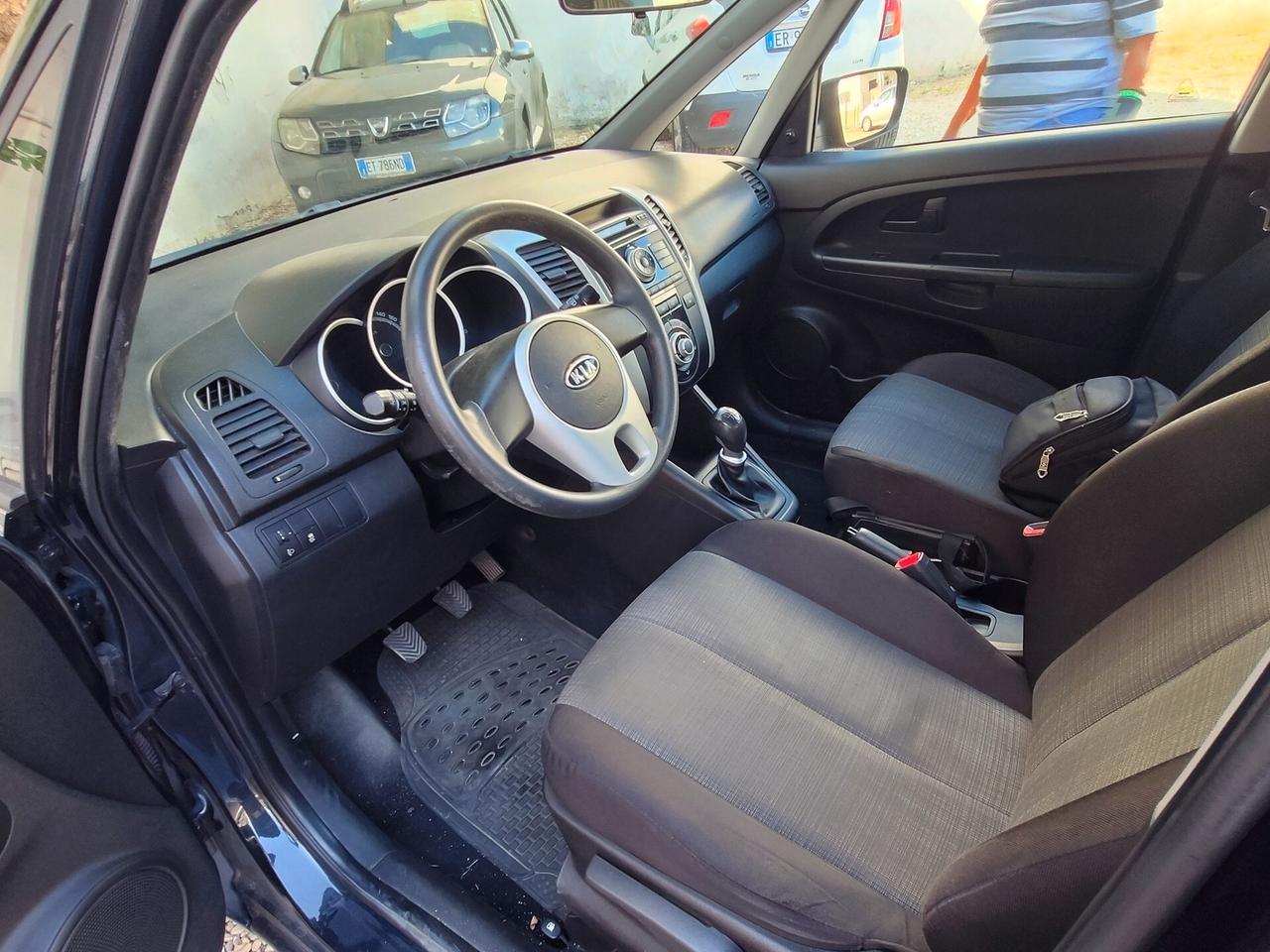 Kia Venga 1.4 CRDi 90CV Easy