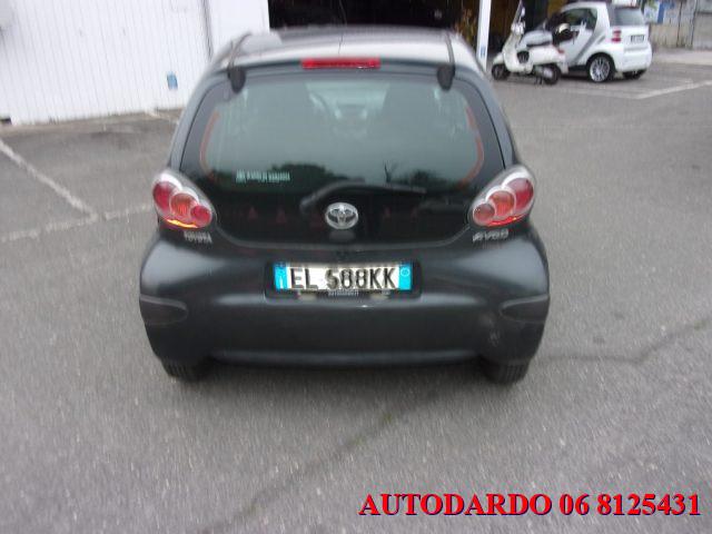 TOYOTA Aygo 1.0 12V VVT-i 5 porte Now Connect
