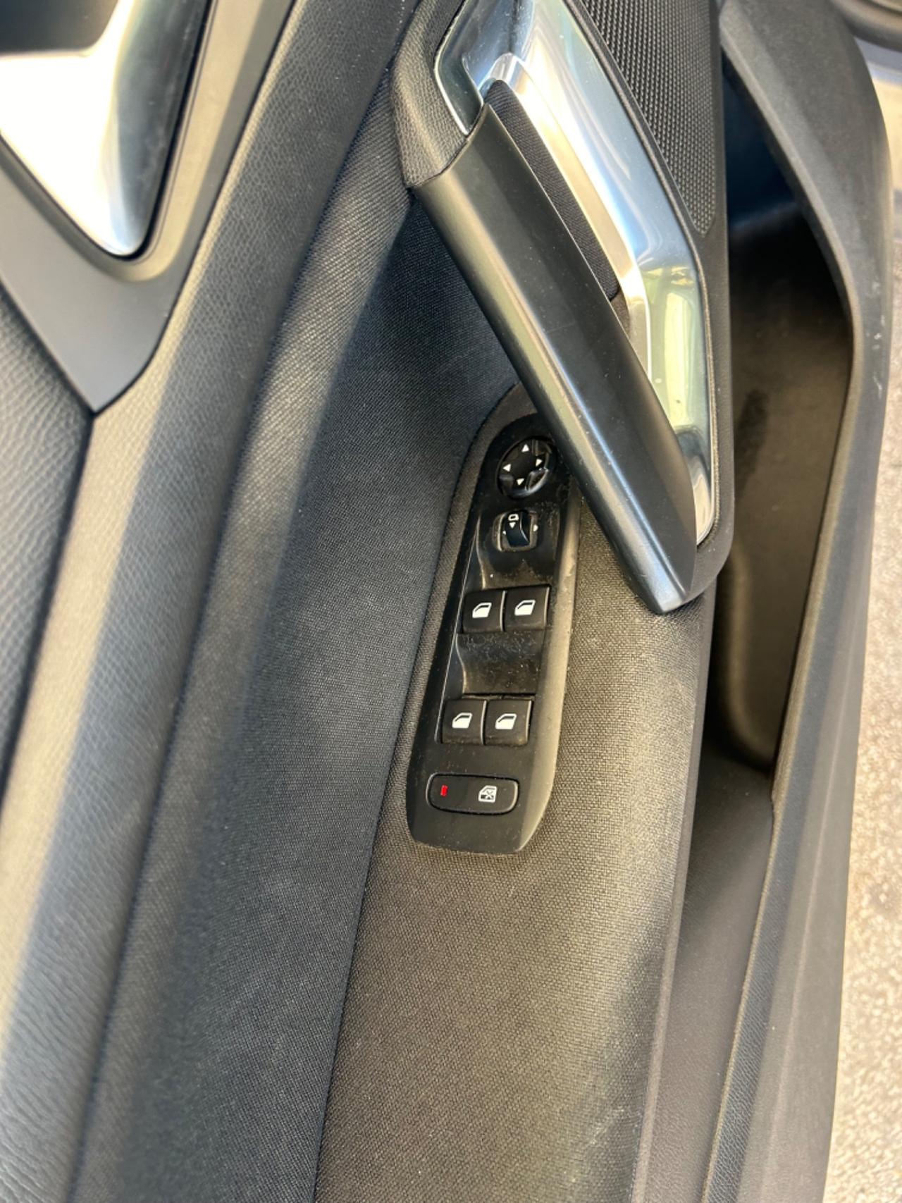 Peugeot 308 1.6 e-HDi 115 CV Stop&Start GT Line