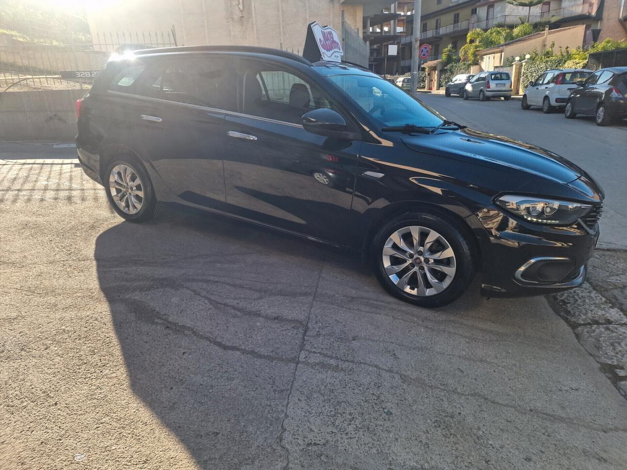 Fiat Tipo Lounge 1.6 Multijet 120Cv