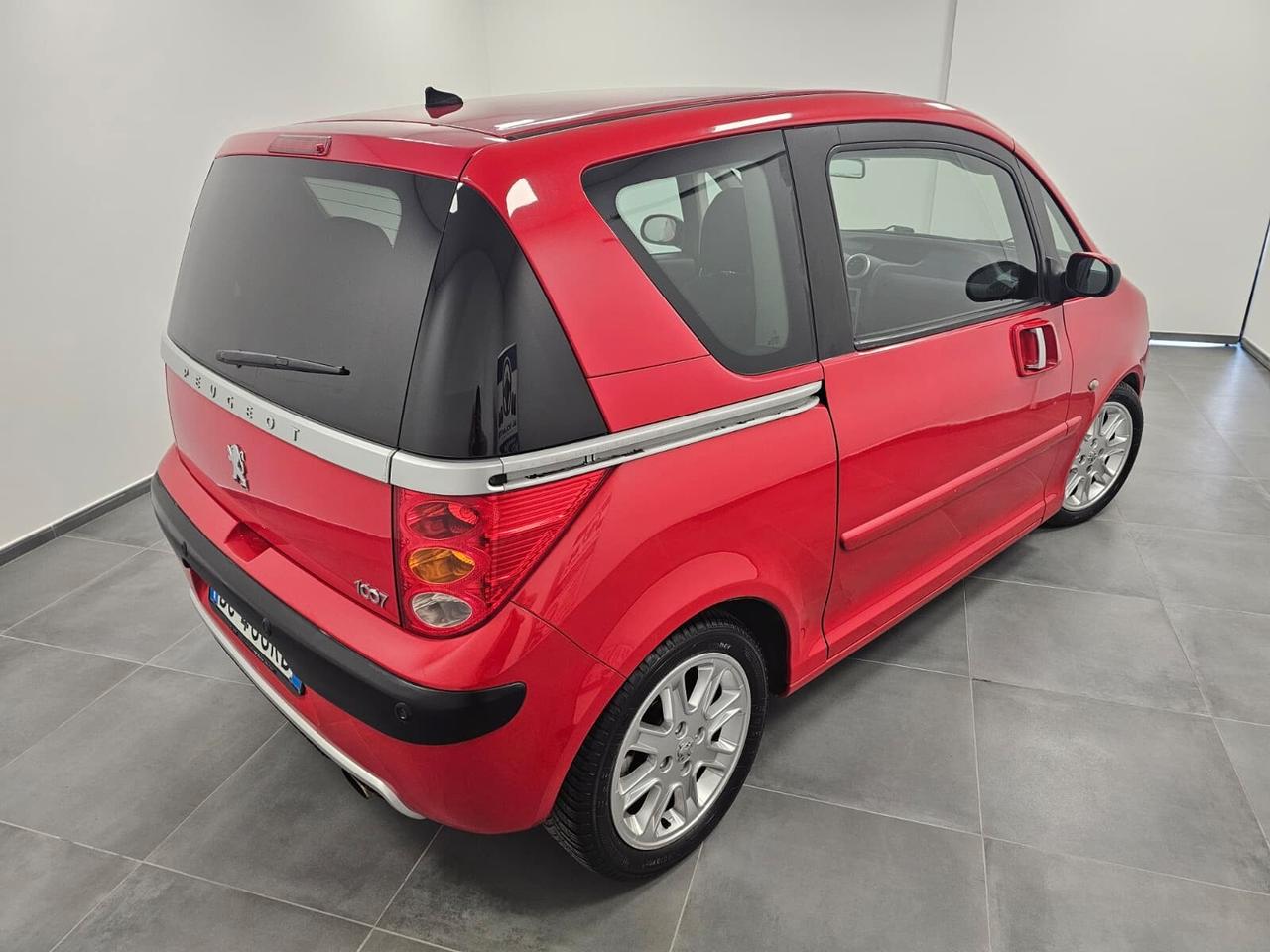 Peugeot 1007 1.4 Trendy - NeoPatentati