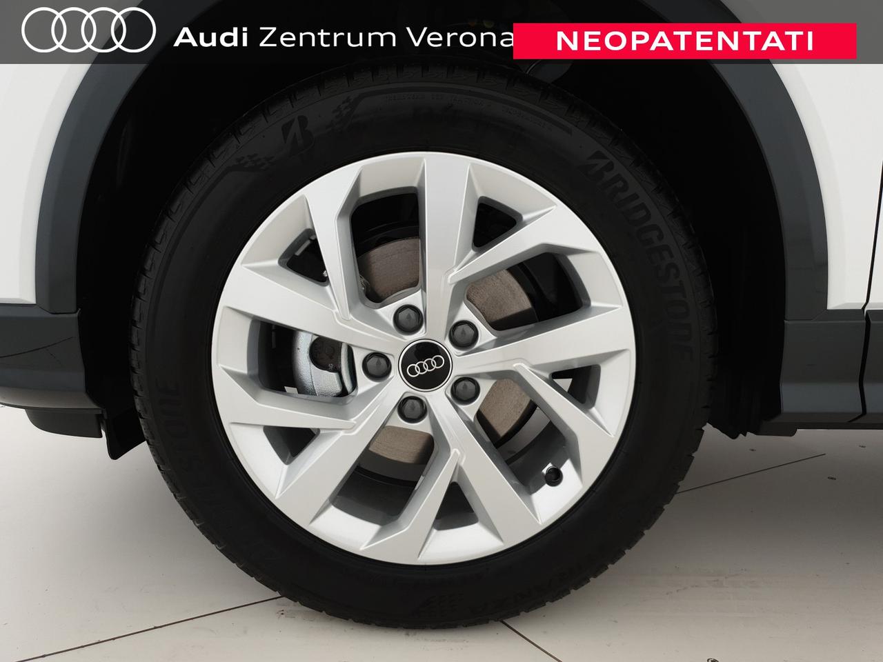 30TFSI 116CV Business Advanced