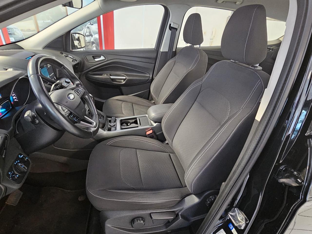 Ford Kuga 2.0 TDCI 120 CV S&S 2WD Powershift Titanium