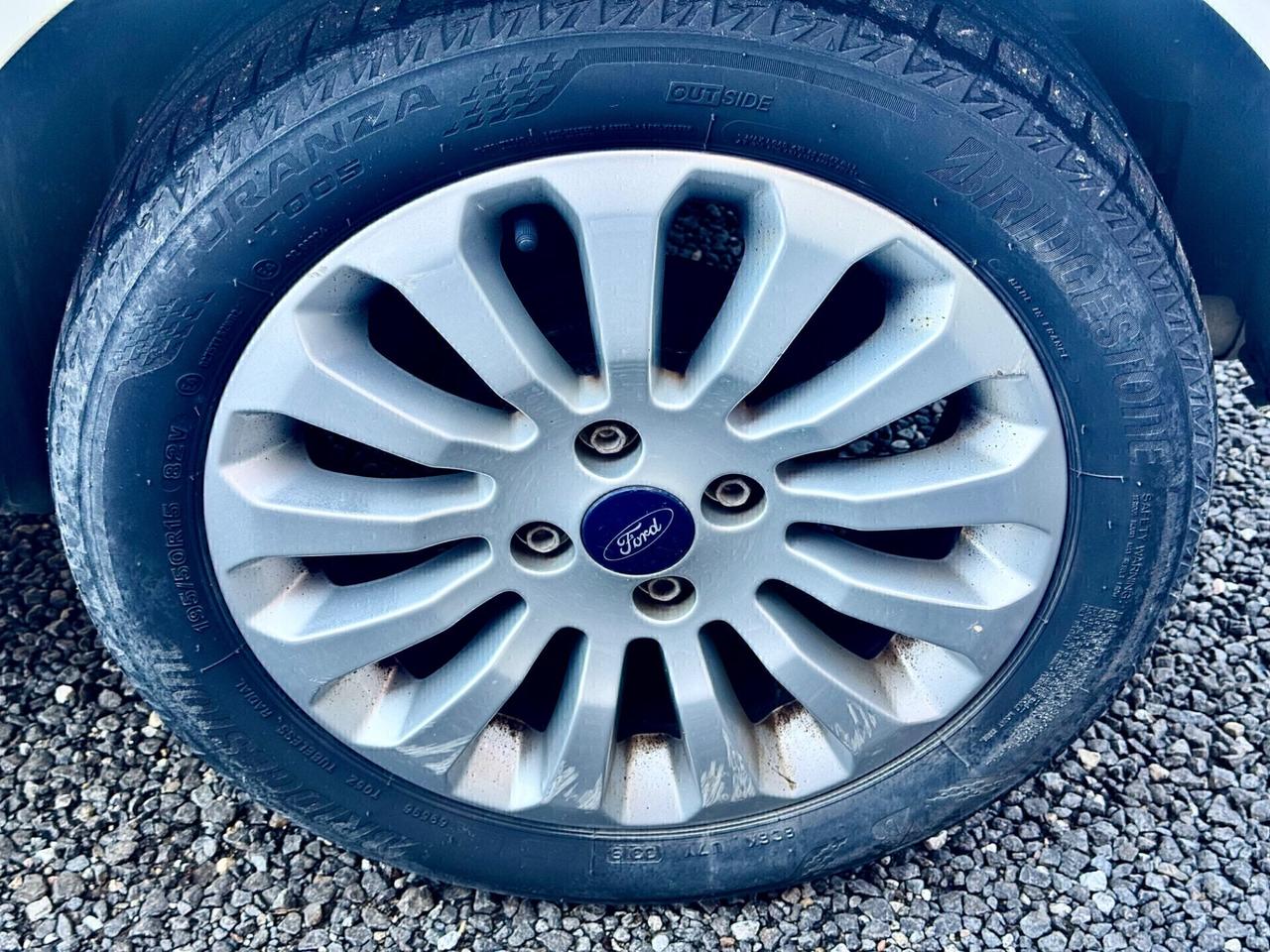 Ford Ka 1.2 8V 69CV Titanium Neopatentati 2014