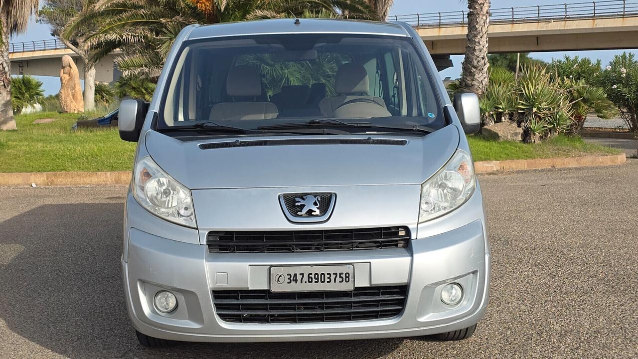 Peugeot Expert Tepee 2.0 HDi 120CV Pedana disabili 8 Posti