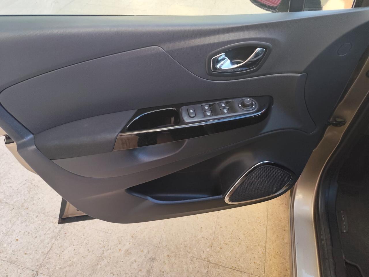 Renault Captur 1.5 dCi 8V 90 CV *GANCIO DI TRAINO*