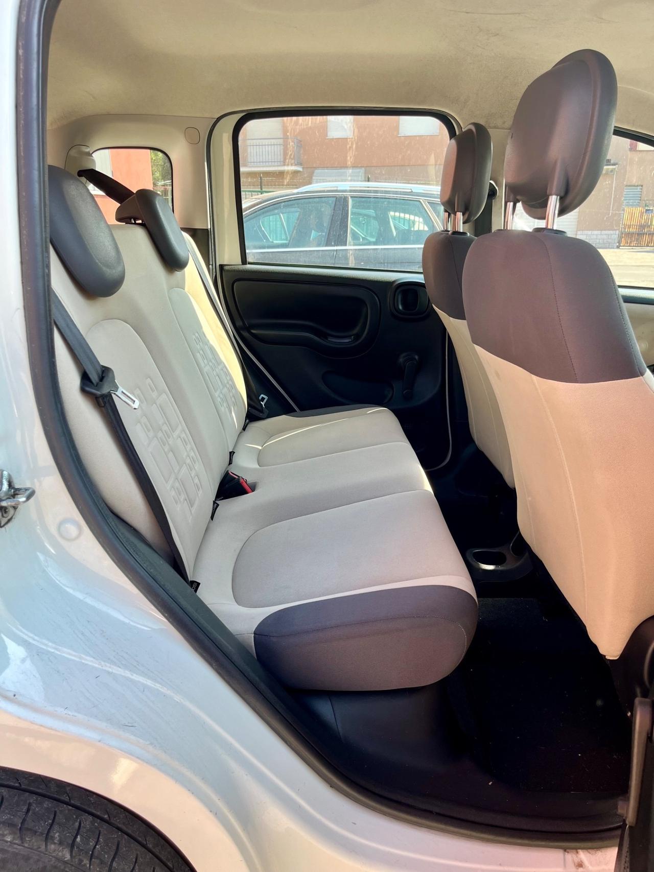 Fiat Panda 0.9cc benzina e metano