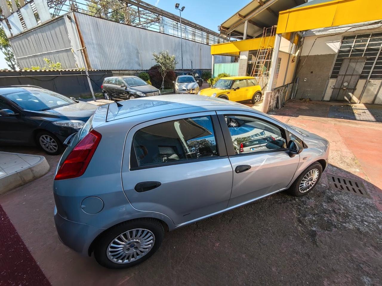 Fiat Grande Punto 1.2 5 porte Active SOLO 75MILA KM!!!!!!