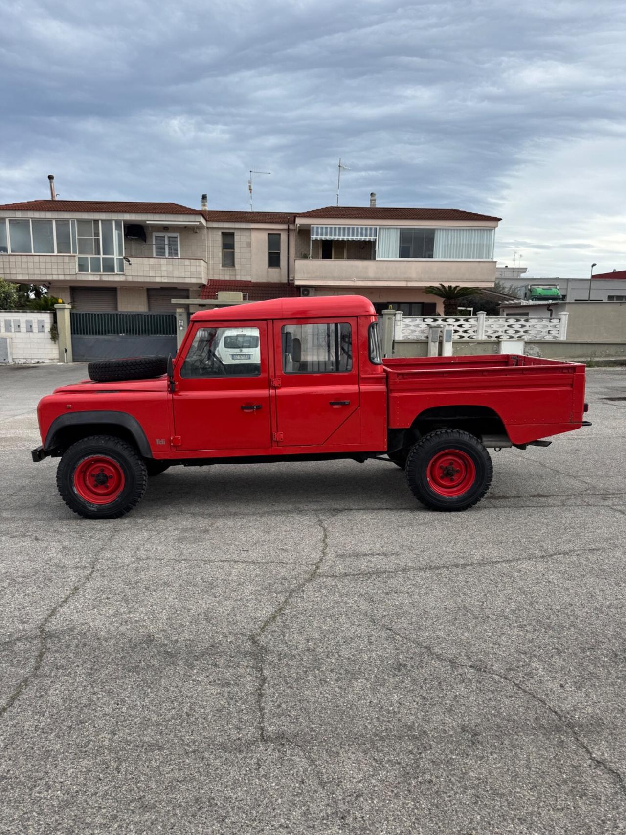 Land Rover Defender 130 pick Up 300 tdi motore nuovo