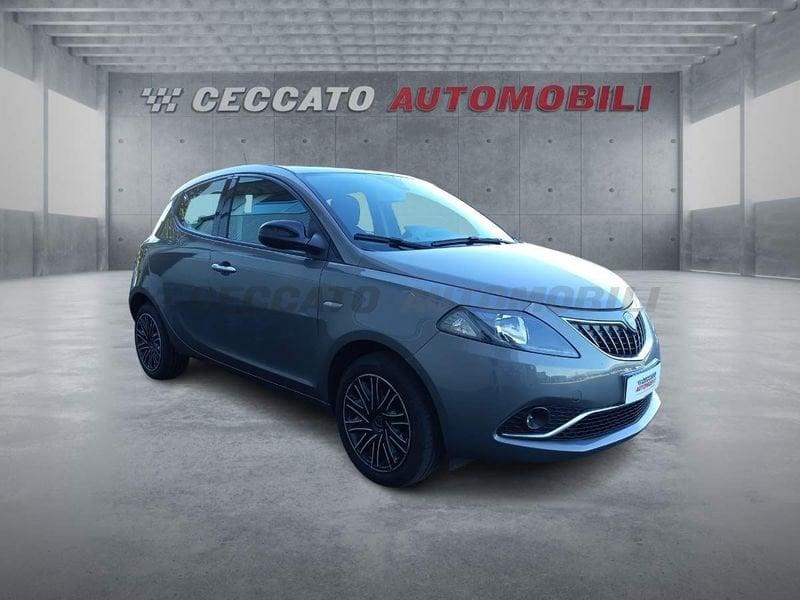Lancia Ypsilon Ypsilon 1.0 firefly hybrid Gold s&s 70cv