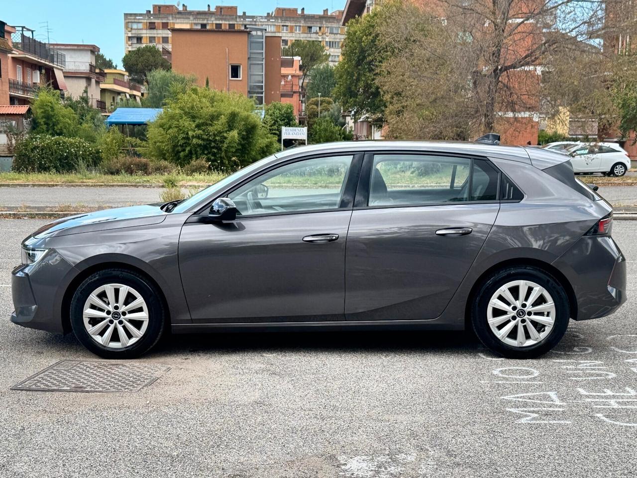 Opel Astra 1.2 t Elegance AZIENDALE-UNIPRO'-SERVICE