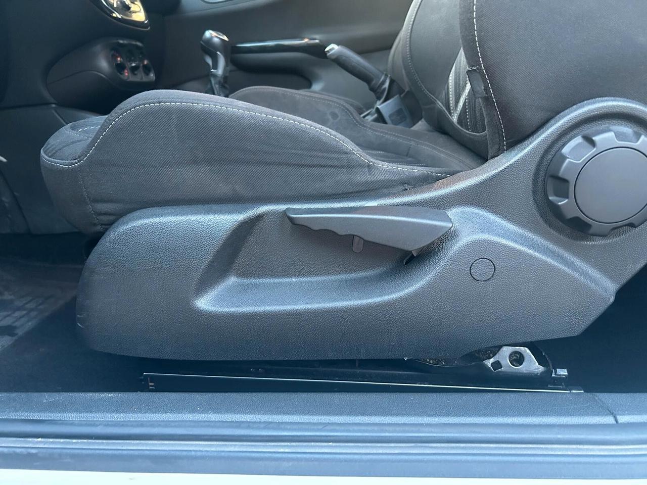 Opel Corsa 1.3 CDTI Coupé Cosmo