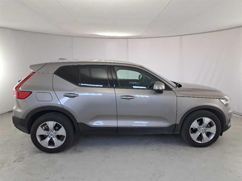 VOLVO XC40 D3 Geartronic Momentum Pro