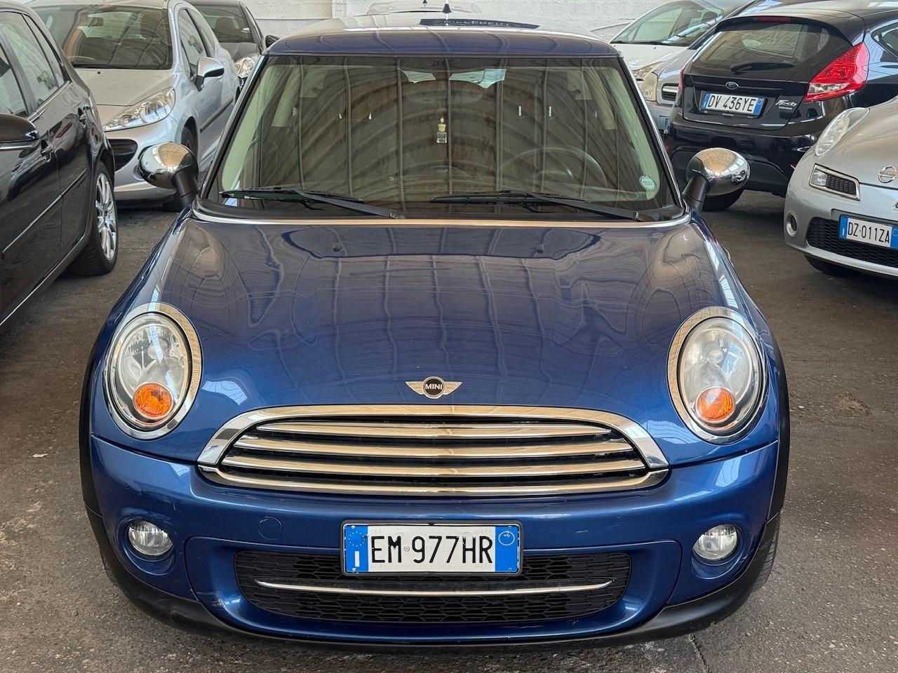 Mini Cooper D 2.0 110cv Automatica