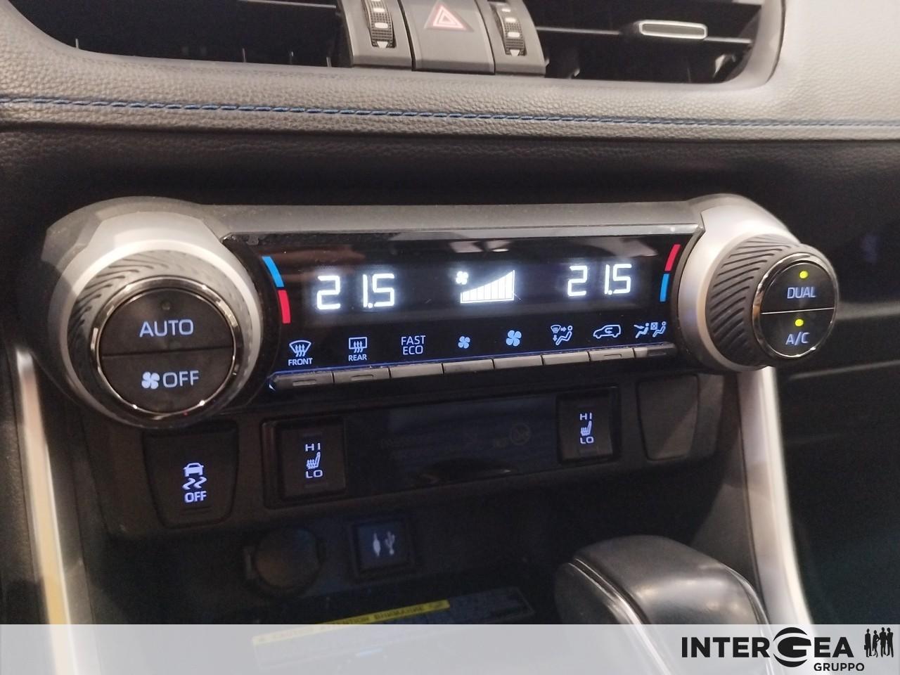 TOYOTA Rav4 2.5 vvt-ie h Style 2wd 218cv e-cvt
