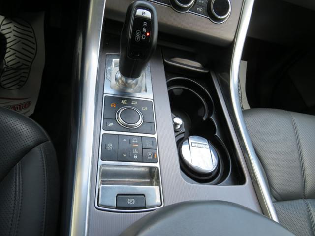 LAND ROVER Range Rover Sport 3.0 TDV6 HSE Dynamic