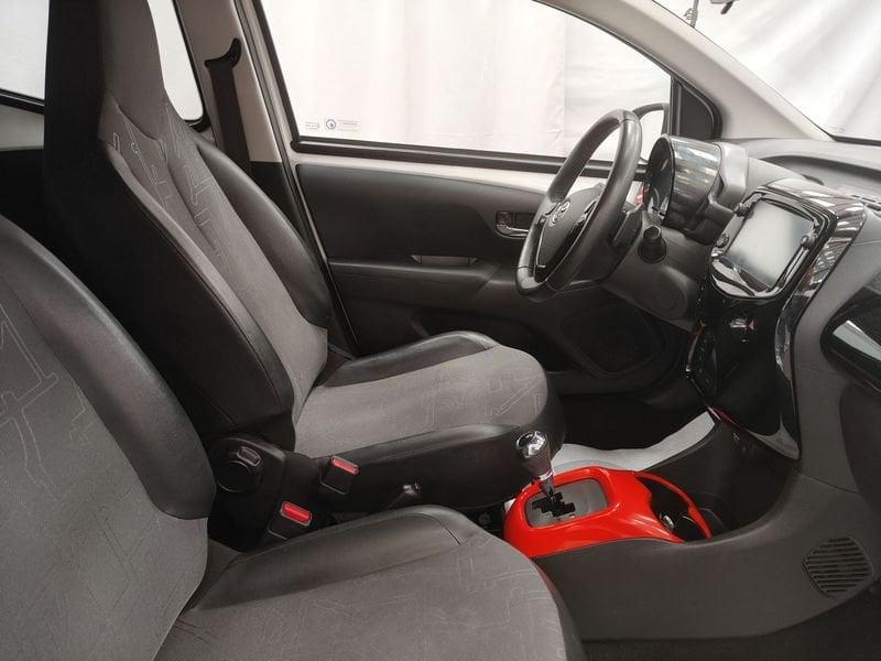 Toyota Aygo 1.0 VVT-i 72 CV 5 porte x-wave orange MMT