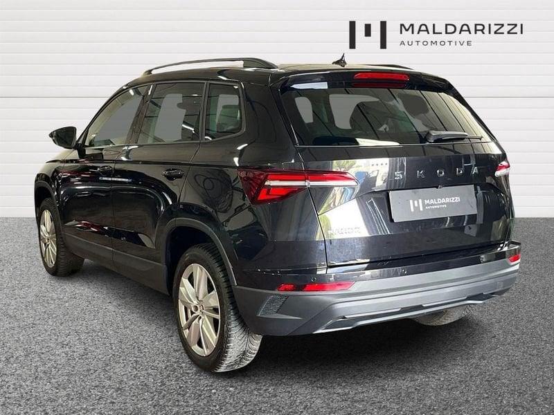 Skoda Karoq 2022 1.0 tsi Executive 115cv