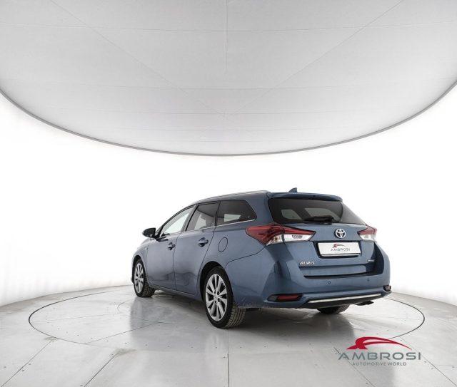 TOYOTA Auris 1.8 Hybrid Lounge