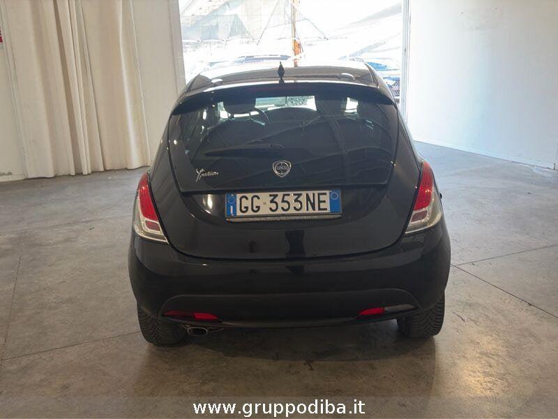Lancia Ypsilon III 2011 Benzina 1.2 8v silver 69cv