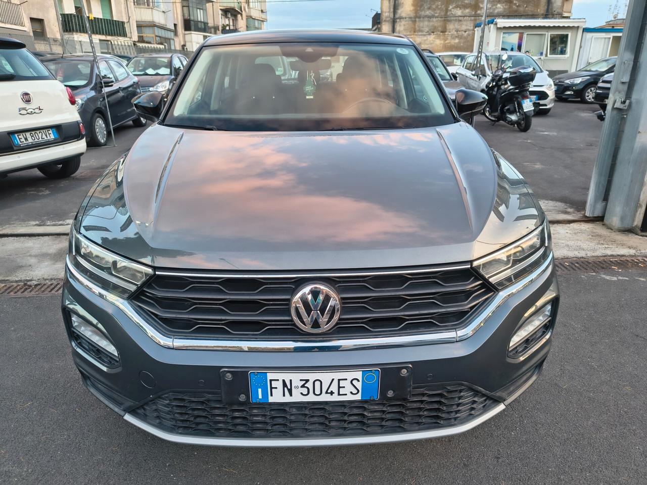 VOLKSWAGEN T-ROC 1.0 BENZINA 110.000 KM ANNO 2018