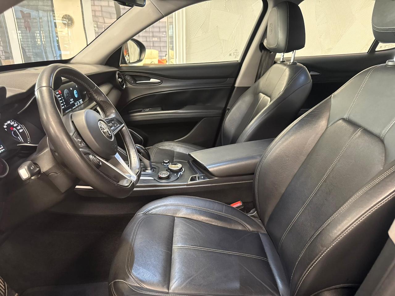 Alfa Romeo Stelvio 2.2 Turbodiesel 210 CV AT8 Q4 Executive
