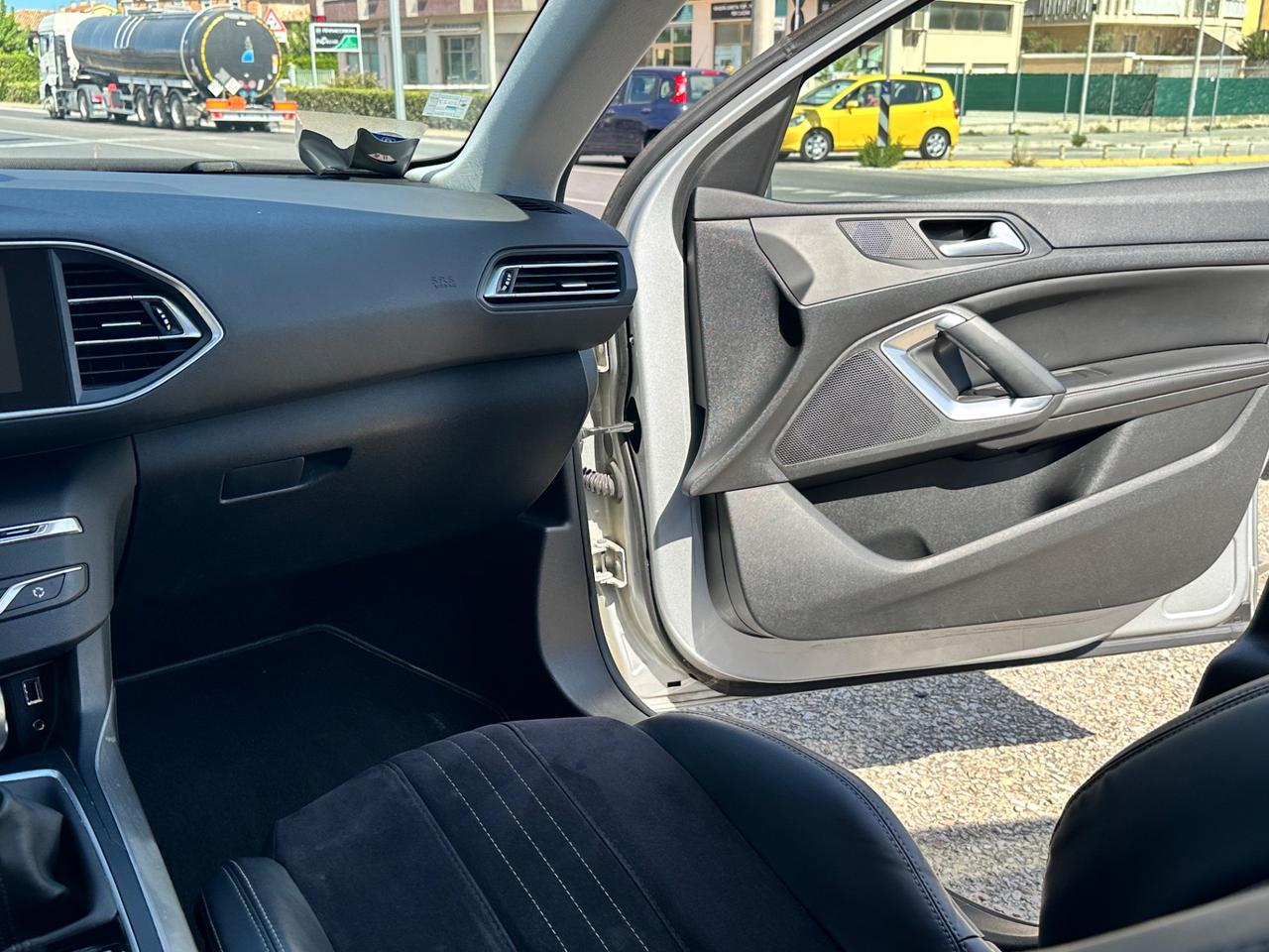 Peugeot 308 BlueHDi 120 SW Gt line 1.6 Diesel