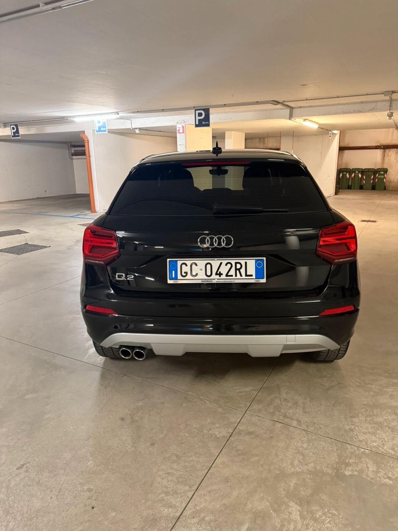Audi Q2 35 TFSI Identity Black