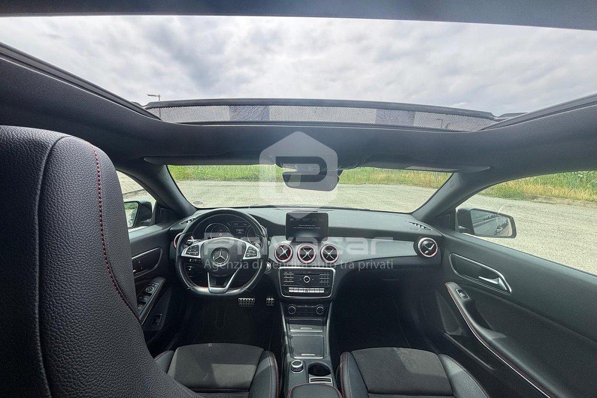 MERCEDES CLA 200 d Automatic Premium