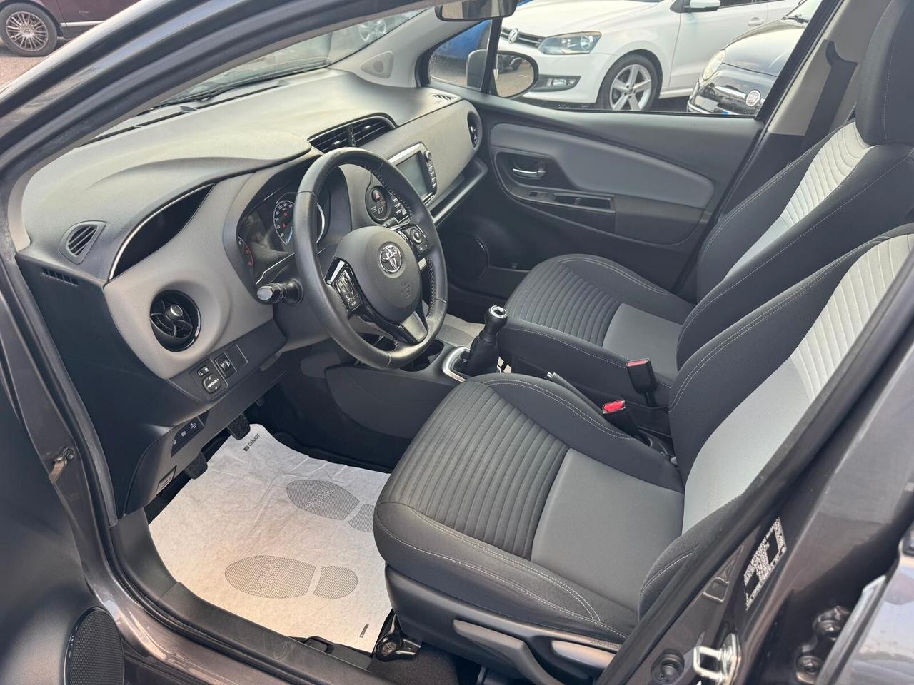 Toyota Yaris 1.0 BENZ 72CV 5P ACTIVE FULL OPTIONAL 2019
