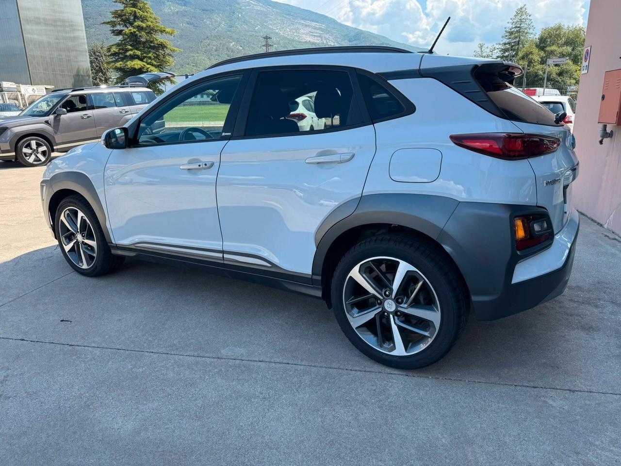 Hyundai Kona 1.6 CRDI 136 CV 4WD DCT Xpossible