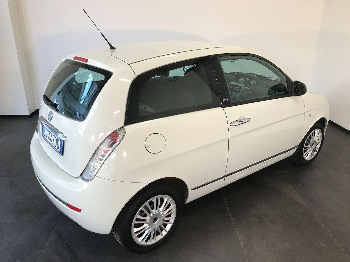 LANCIA Ypsilon 1.2 Diva