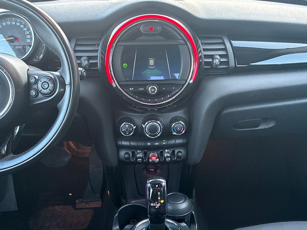 Mini One 1.5 TwinPower Turbo One DCT