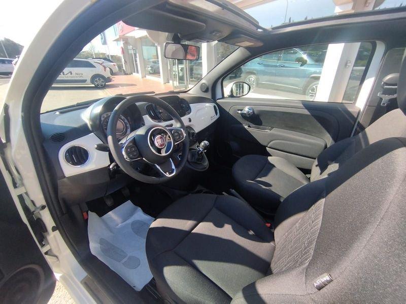 FIAT 500C 1.0 Hybrid Dolcevita