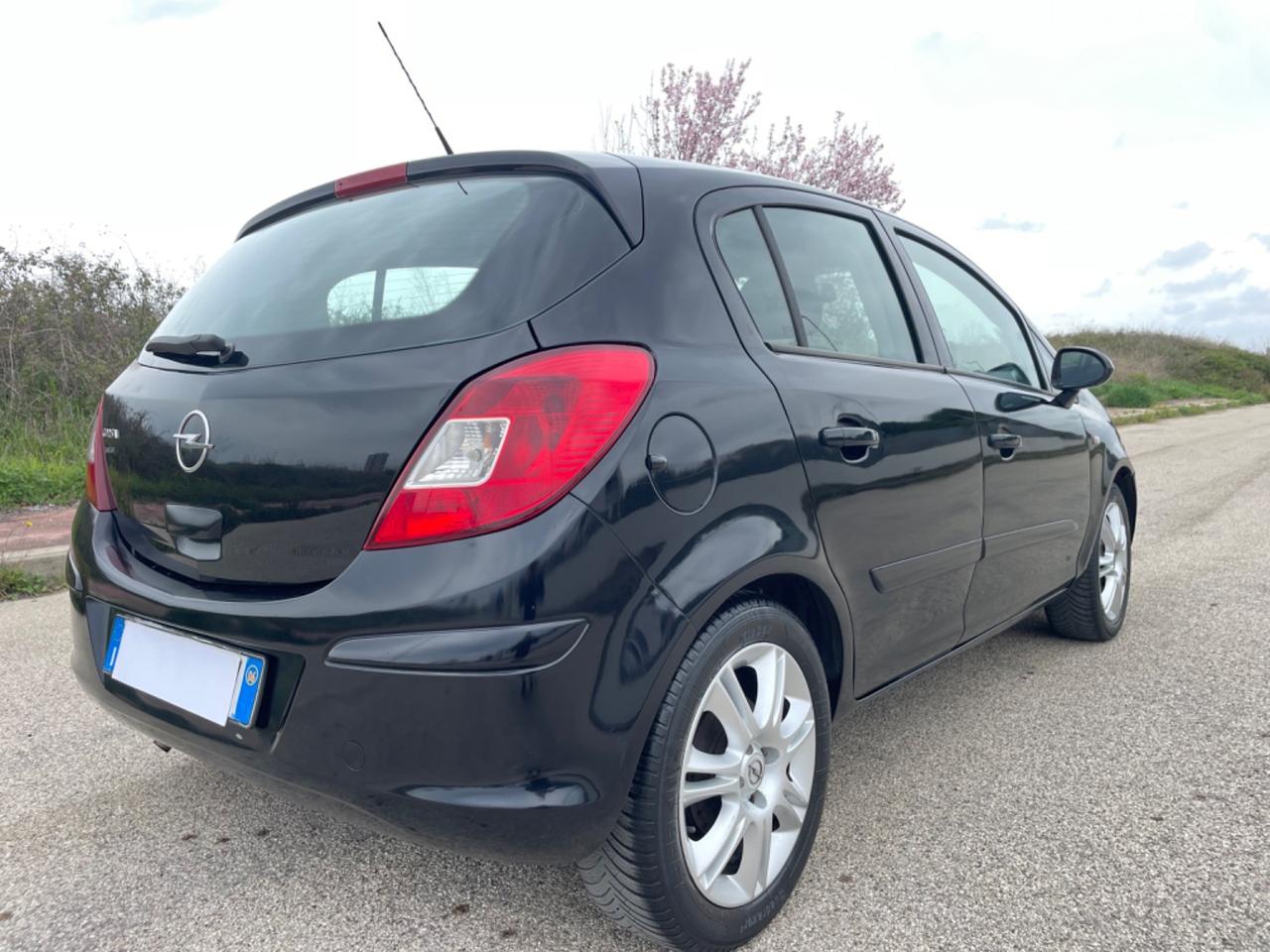 Opel Corsa 1.0 60 CV 12V 5 porte Enjoy