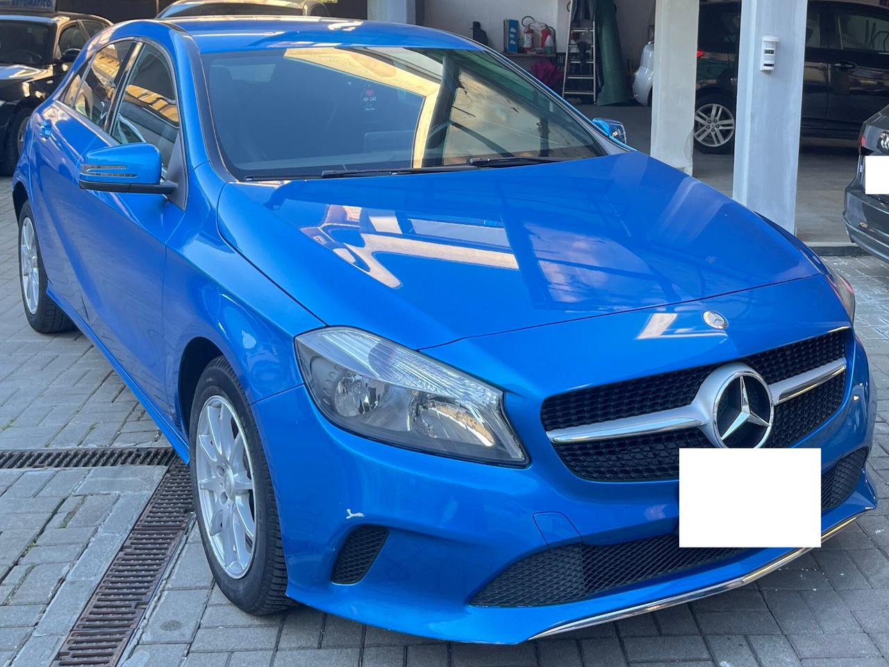 MERCEDES-BENZ A 180 D - AUTOMATIC PREMIUM - CAMBIO AUTOMATICO - ANCHE PER NEOPATENTATI - EURO 6 B