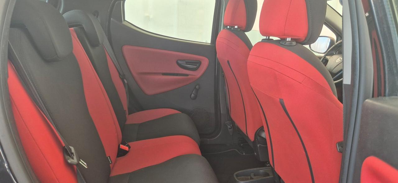 LANCIA Ypsilon 1.2 69CV Adatta Per Neopatentati 2014