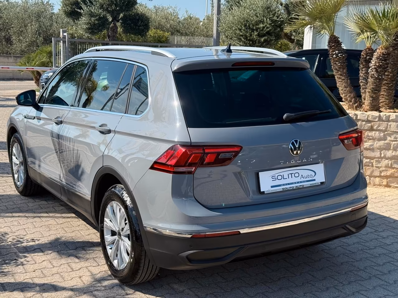 Tiguan 2.0 TDI 122 CV Life My 2022 * Ok Neopatentati