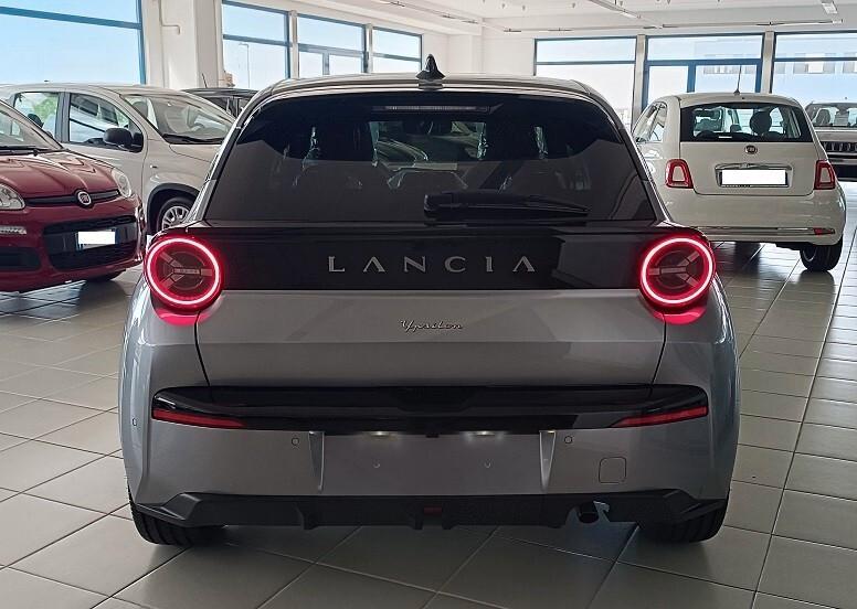 Lancia Ypsilon Hybrid e-DCT LX