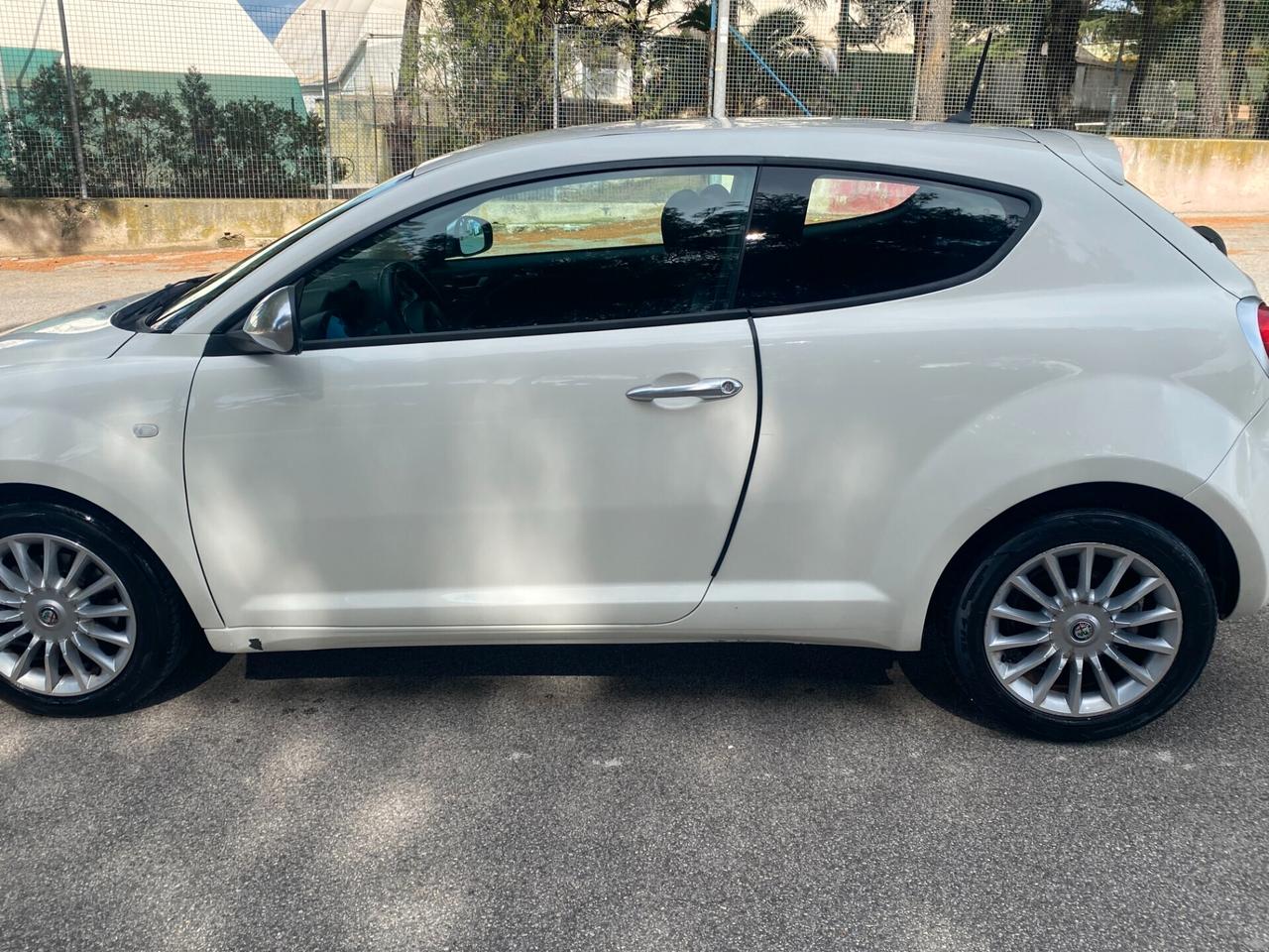 Alfa Romeo MiTo 1.3 JTDm 85 CV S&S Distinctive