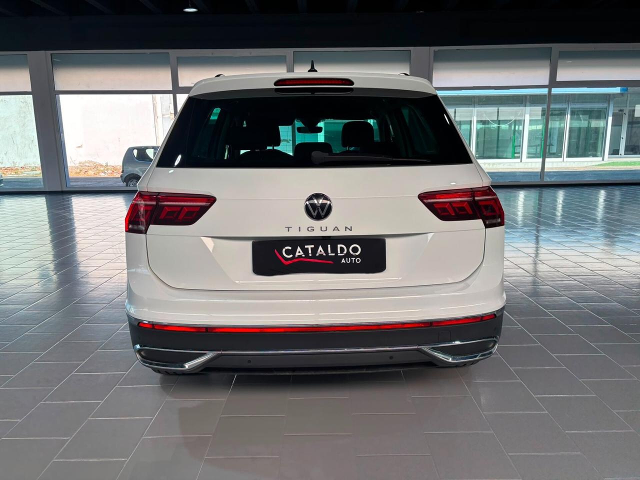 Volkswagen Tiguan 2.0 TDI 150 CV SCR DSG Elegance