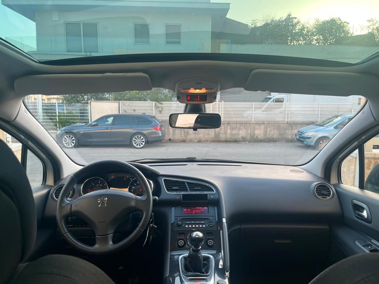 Peugeot 3008 1.6 HDi 112CV Tecno