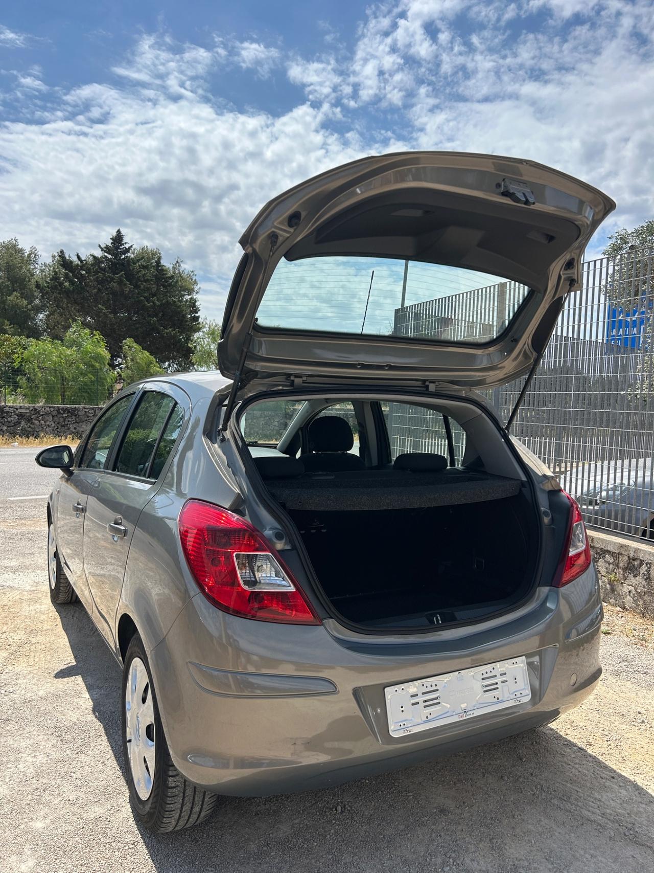 Opel Corsa 1.3 CDTI 75CV 5 porte Elective-2012