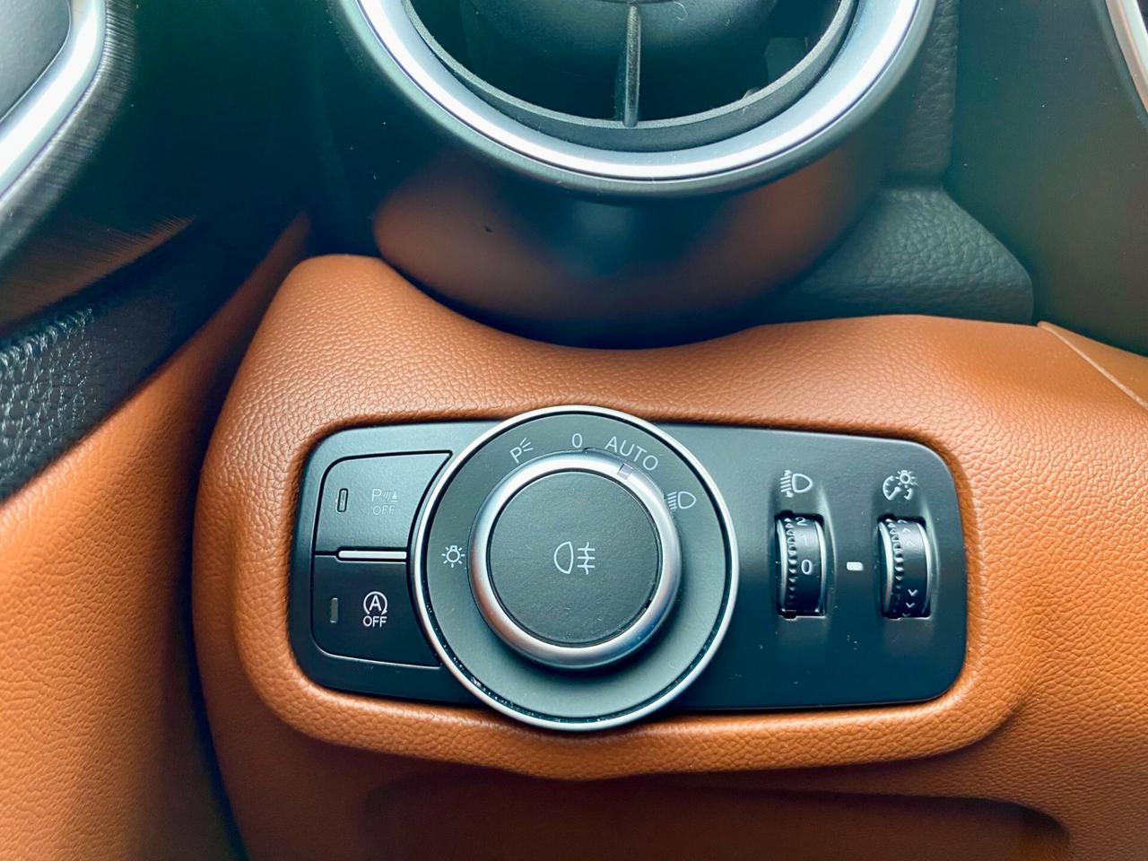 Alfa Romeo Giulia 2.2 Turbodiesel 180 CV AT8 Super