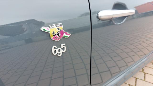 ABARTH 695 1.4 Turbo T-Jet XSR Yamaha Limited Edition
