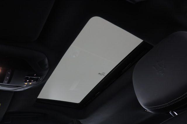 MASERATI Ghibli Ghibli L4 330 CV MHEV Granlusso