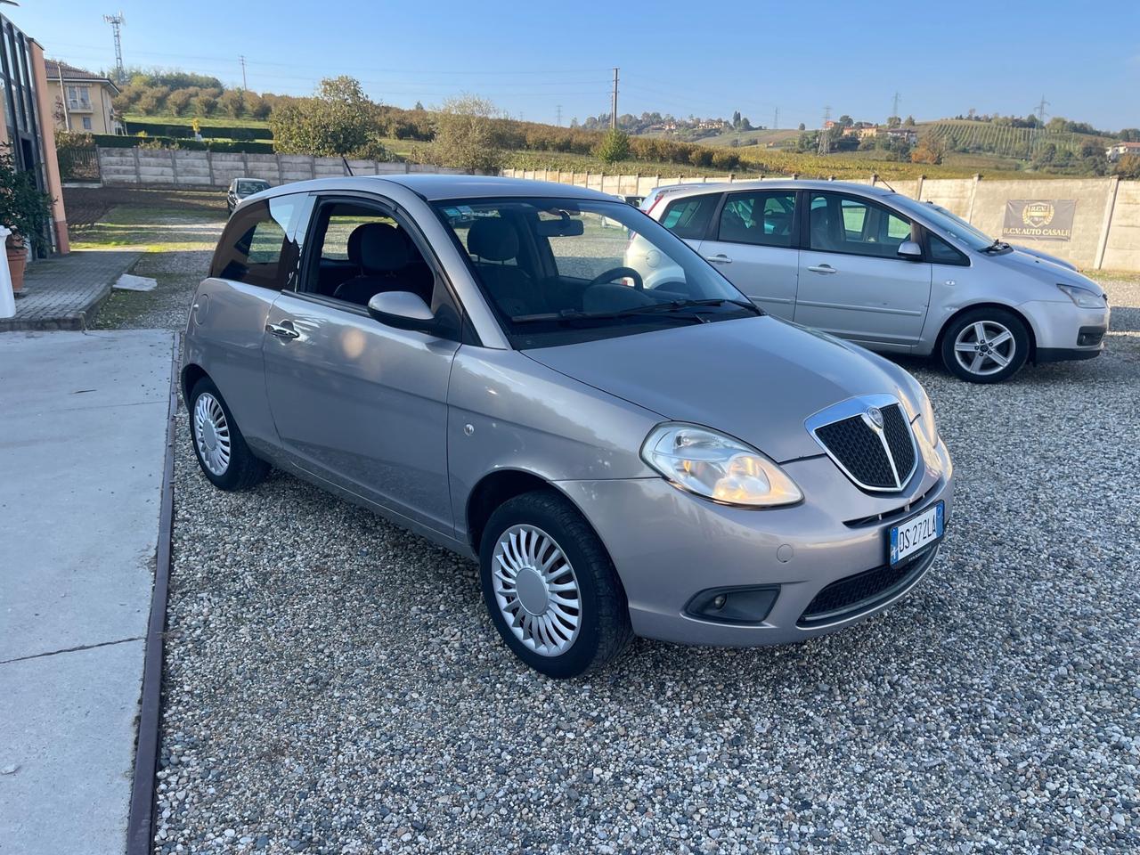 Lancia Ypsilon 1.2 Argento